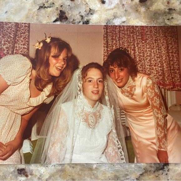 Welcome to The Green Moth - Picture 3 of 8